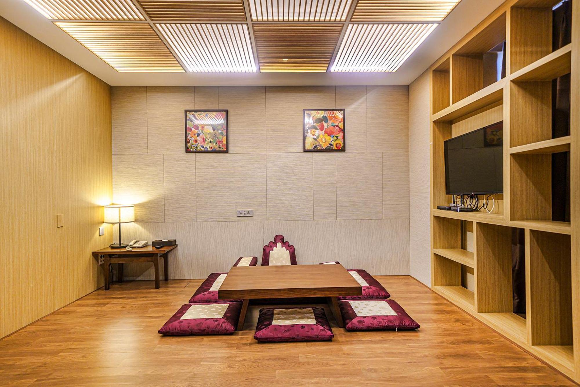 Gloucester Hotel Inczhon Zewnętrze zdjęcie