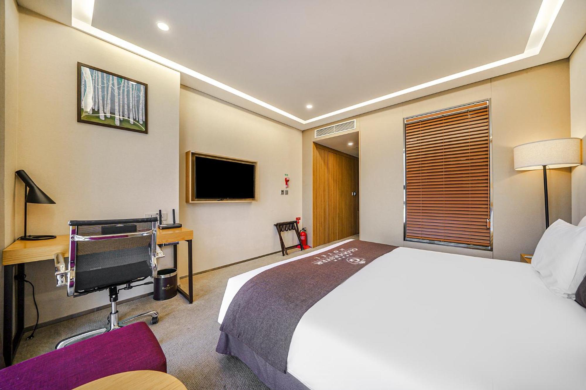 Gloucester Hotel Inczhon Zewnętrze zdjęcie