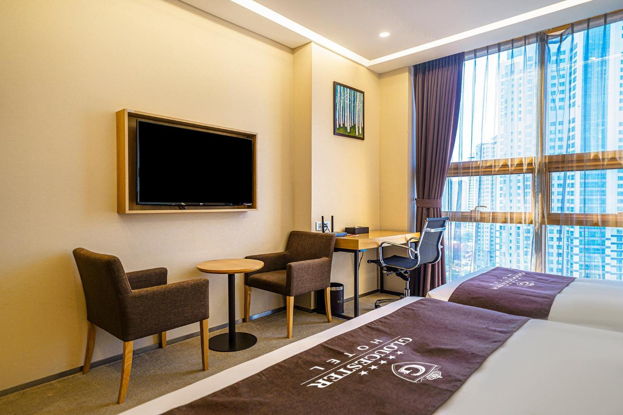 Gloucester Hotel Inczhon Zewnętrze zdjęcie