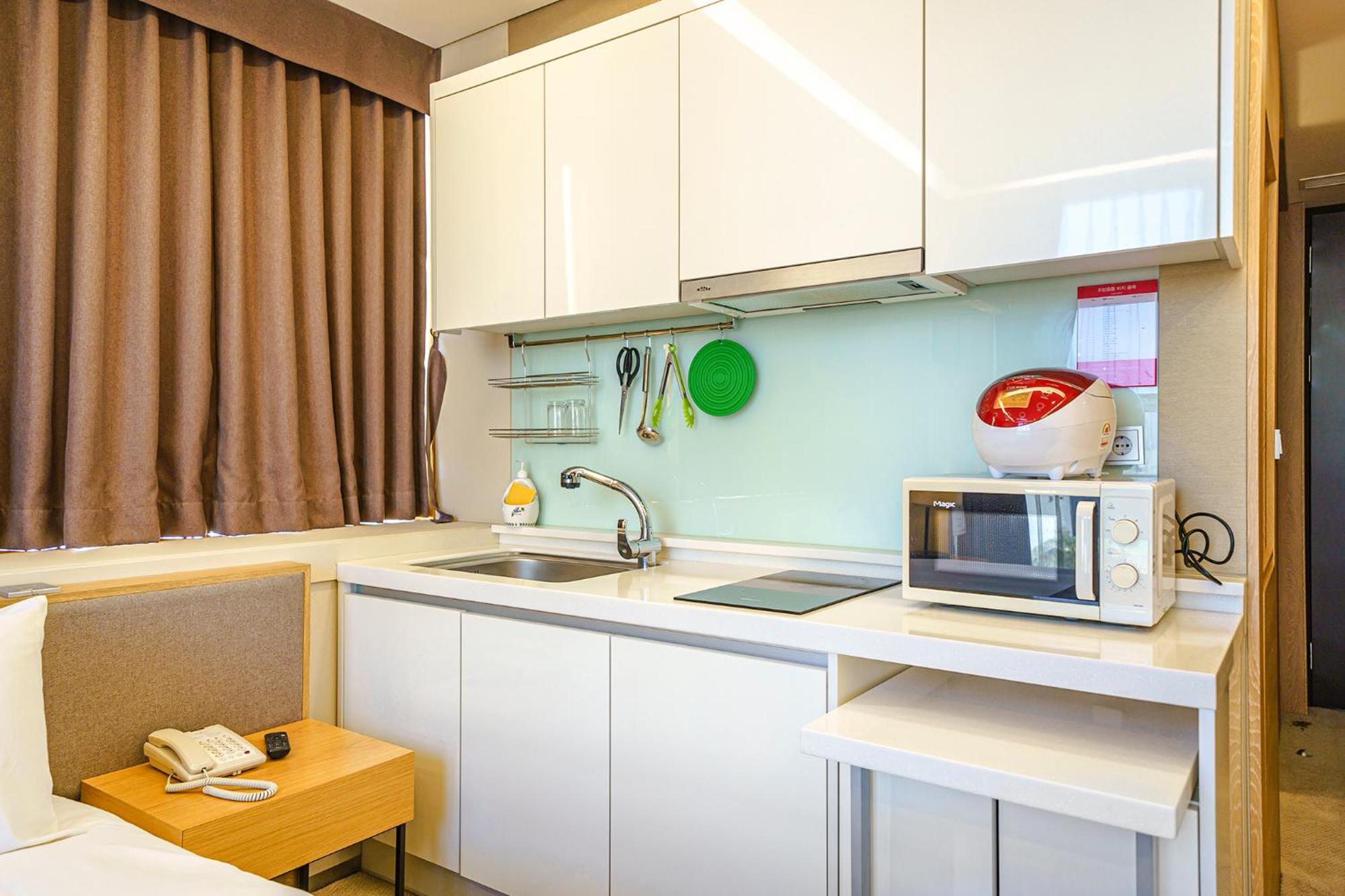 Gloucester Hotel Inczhon Zewnętrze zdjęcie