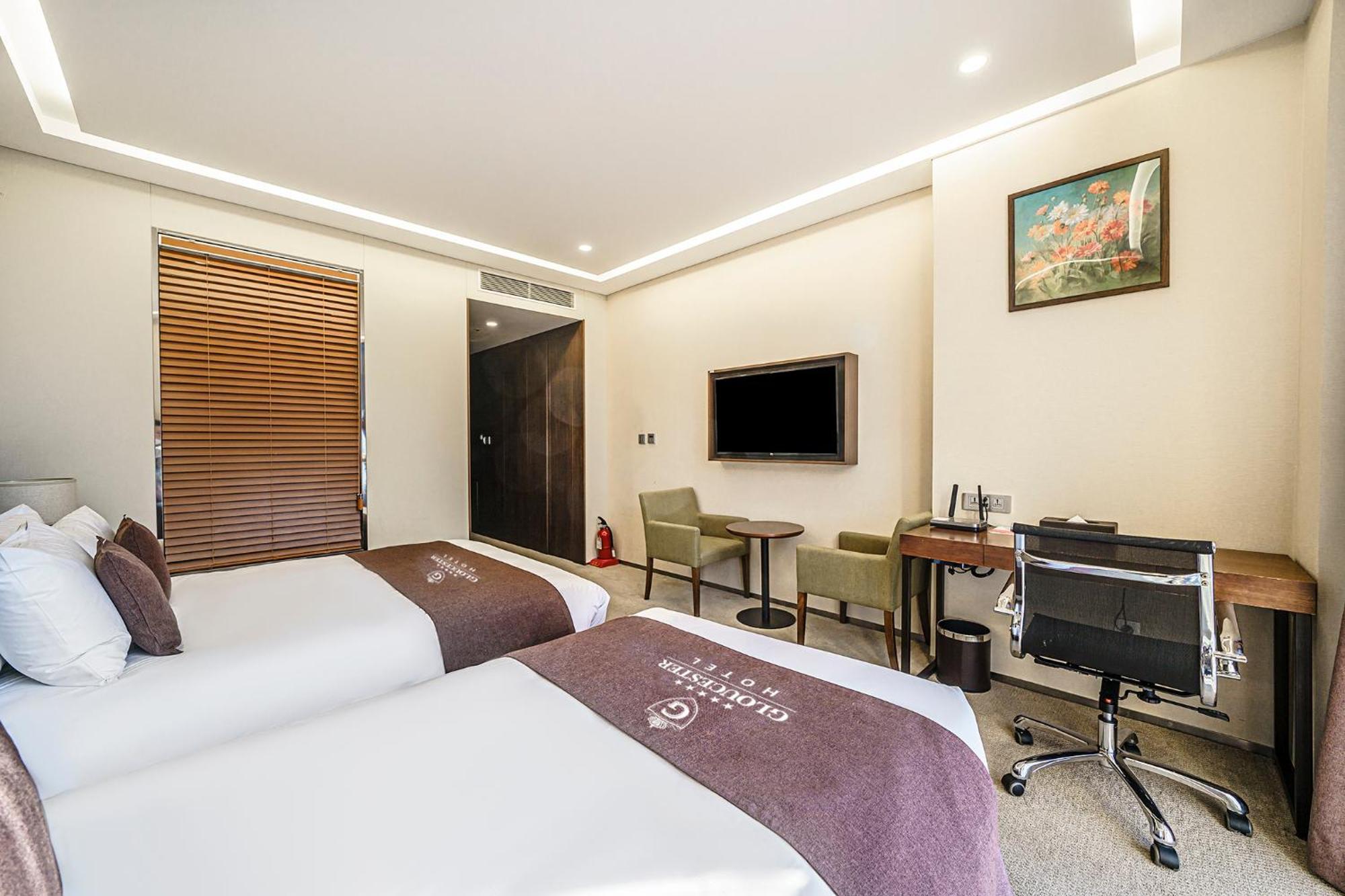 Gloucester Hotel Inczhon Zewnętrze zdjęcie
